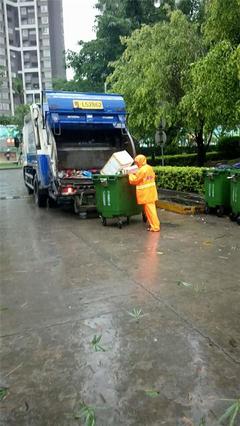 大亞灣環衛工眾志成城，全力清運垃圾80余噸守護家園清潔